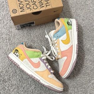 Nike dunk low se sun club